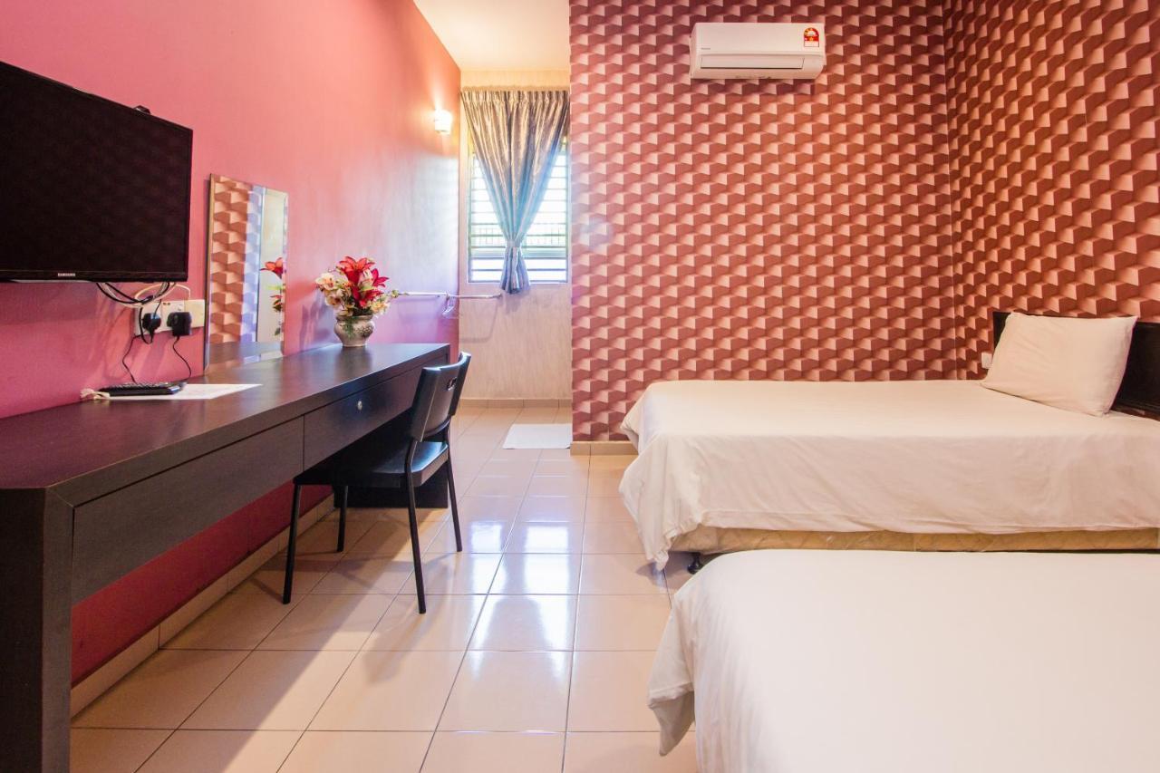Value Inn Homestay 버터워스 외부 사진