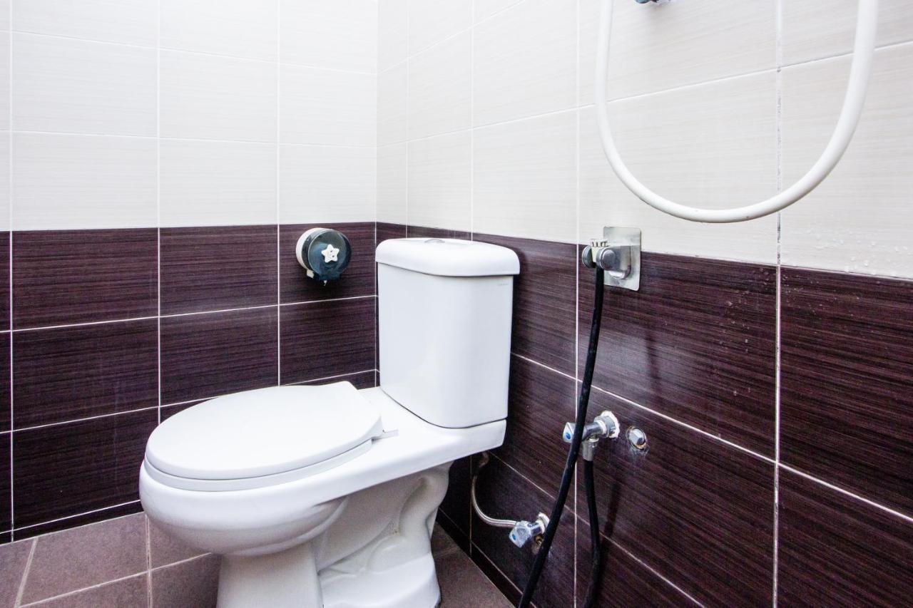 Value Inn Homestay 버터워스 외부 사진